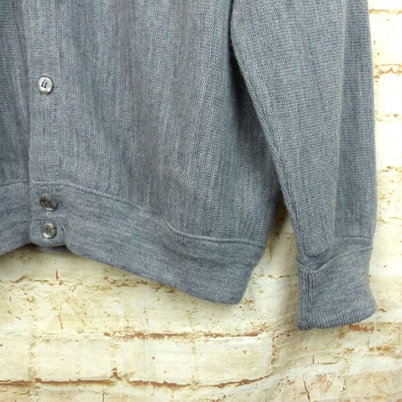 Izod Sweater Mens L Gray 90s Cardigan Button Chest Logo USA VTG Preppy Grandpa - Picture 4 of 11